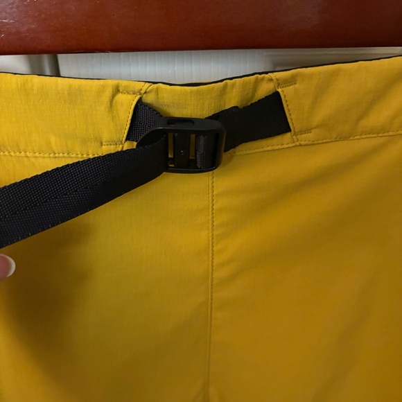 MONTBELL Womens Canyon Shorts Yellow Size Medium Hiking Outdoor Active Granola - Picture 4 of 7